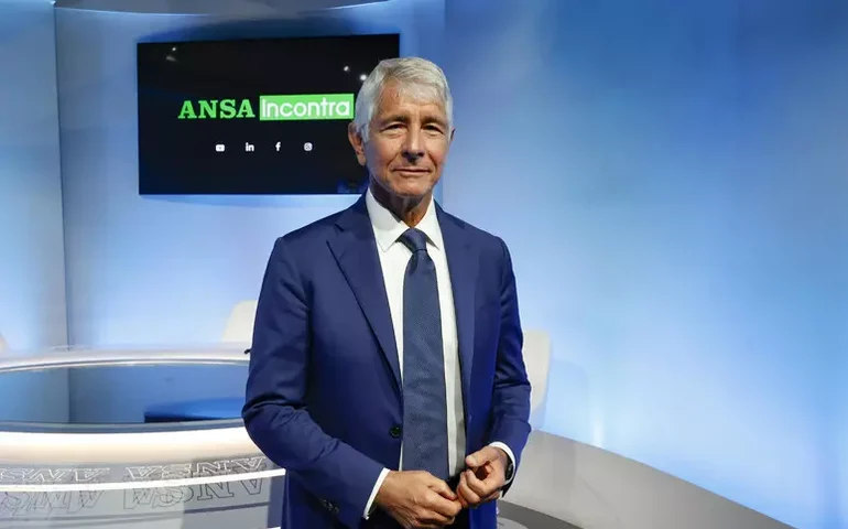 Ministro do Esporte da Itália revela torcida pelo Brasil na Copa
