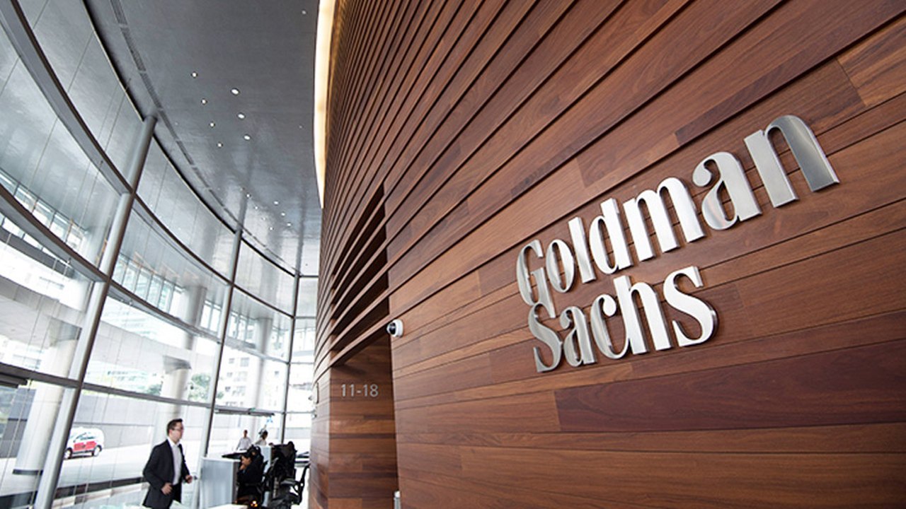 Goldman Sachs supera projeções e aprova aumento de dividendo trimestral