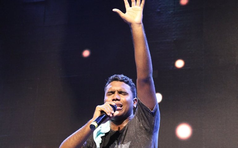 Festa da Colheita inicia nesta sexta com programação especial e show de Alex Lúcio