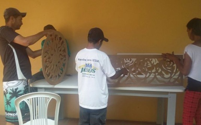 Arapiraca: Usuários do Caps-AD mostram trabalhos terapêuticos à sociedade