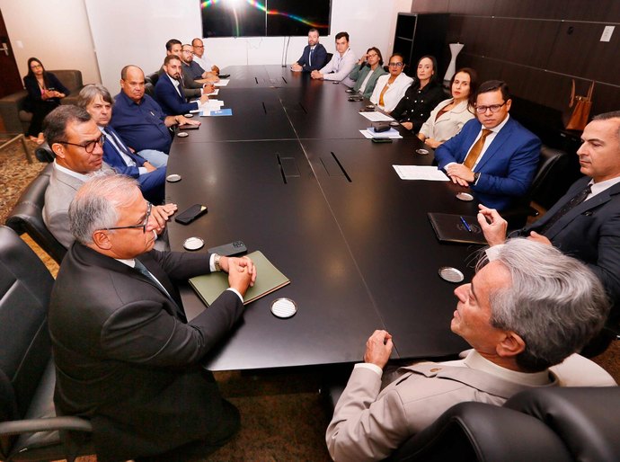 TJAL e Estado de Alagoas discutem bloqueios judiciais de processos relacionados à saúde