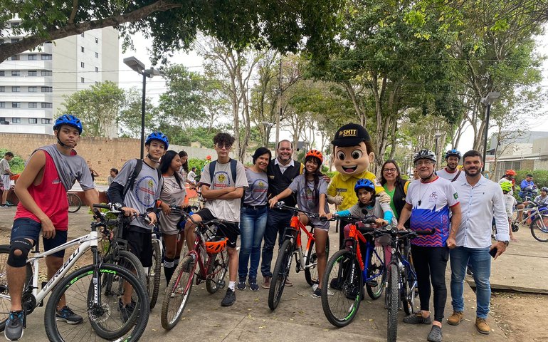 Pedala Alagoas reúne alunos em passeio na Área Verde de Arapiraca