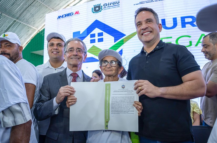 Paulo Dantas entrega títulos de propriedade para 318 famílias em Igaci esta semana