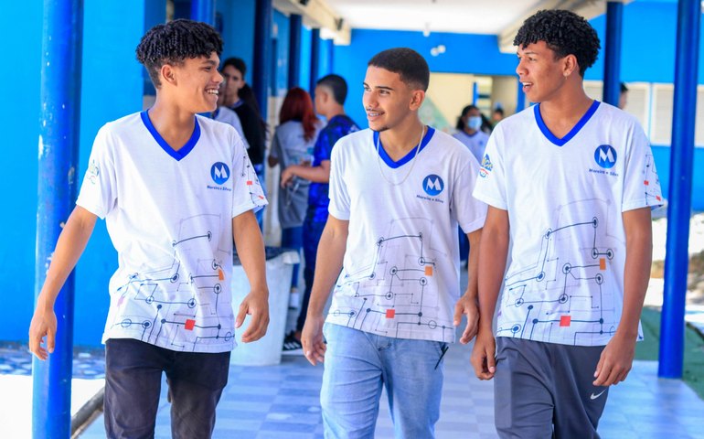 Governo investe R$ 16 milhões no pagamento do Cartão Escola 10