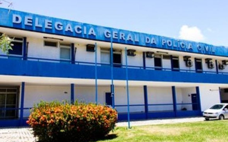 Políticos e delegados iniciam disputa para comando da PC em Alagoas