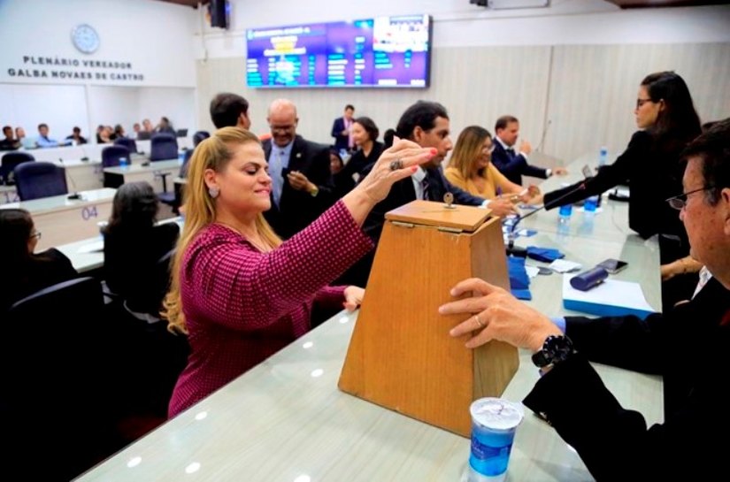 Vereadores encerram apreciação de vetos a emendas da LOA e destrancam pauta na Câmara