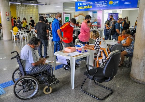 Comissão avalia ações do governo para pessoas com deficiência