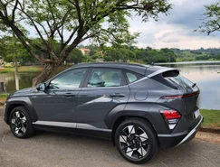 Hyundai KONA Híbrido está mais seguro, amplo e conectado na linha 2026 - Sérgio Dias (11).jpeg 
