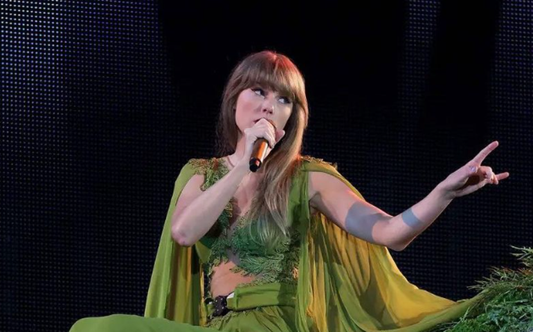 'O que está acontecendo?', teria dito Taylor Swift após ser vaiada no Super Bowl