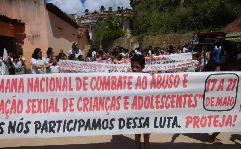 Maragogi promove caminhada em alusão ao Dia Nacional de Combate ao abuso Sexual de Crianças e Adolescentes