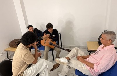Kartzziano Music fecha parceria com Vilarejo Records e destaca carreira do cantor e compositor Nehe