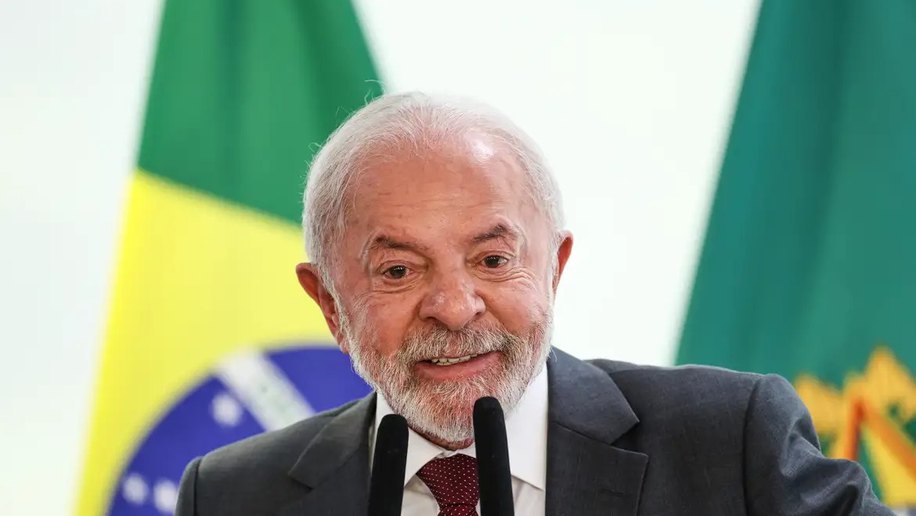 Lula quer expulsão de servidor que agrediu mulher e criança no DF