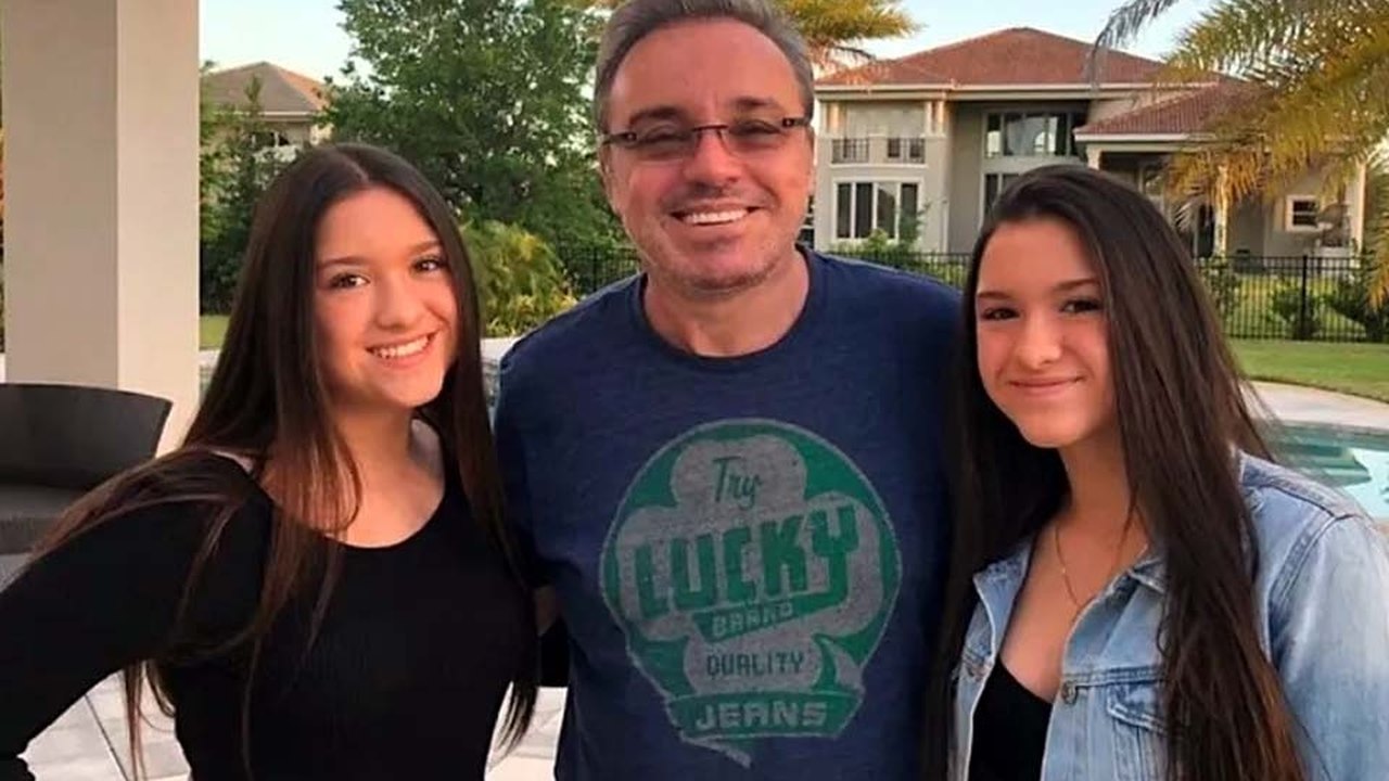 Filhas de Gugu chegam ao Brasil para audiência no processo de herança movido pela mãe
