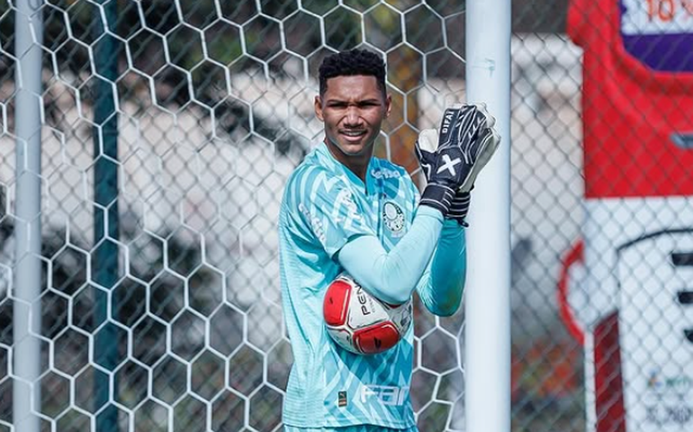 Goleiro tem falha à la Marcos, mas Palmeiras vence o Referência e avança na Copinha