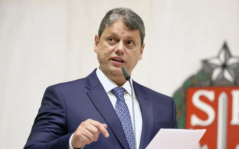 'Quero fazer parte do time, não preciso ser protagonista', diz Tarcísio sobre eventual candidatura em 2026