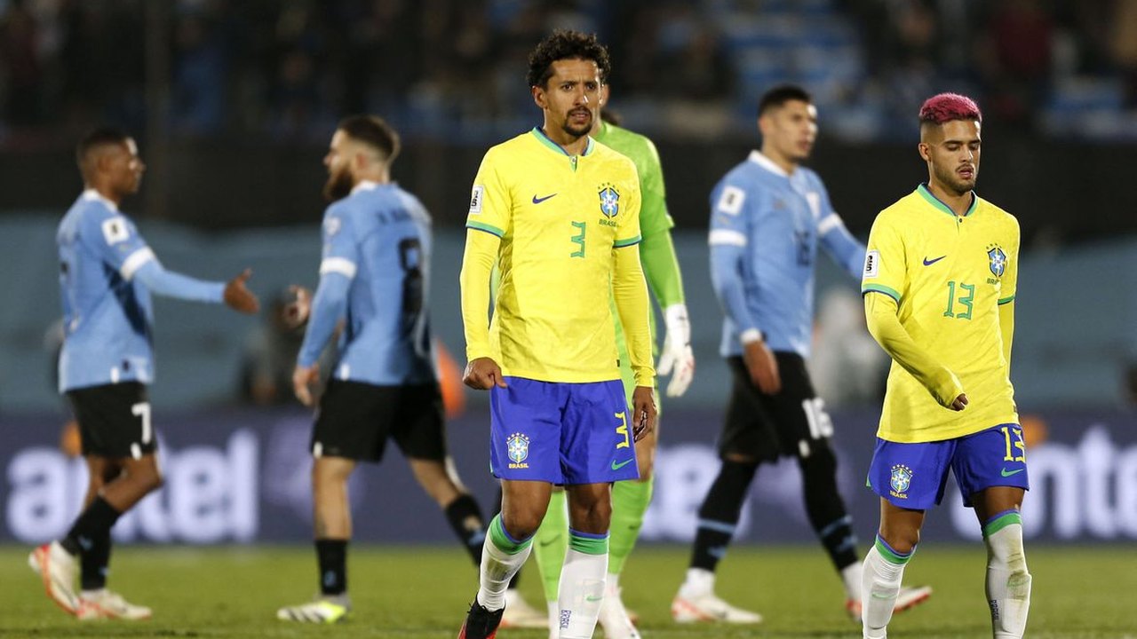 Eliminatórias: Brasil perde para Uruguai em noite para esquecer
