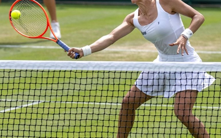 Luisa Stefani e britânico vencem favoritos e vão à final de Wimbledon nas duplas mistas