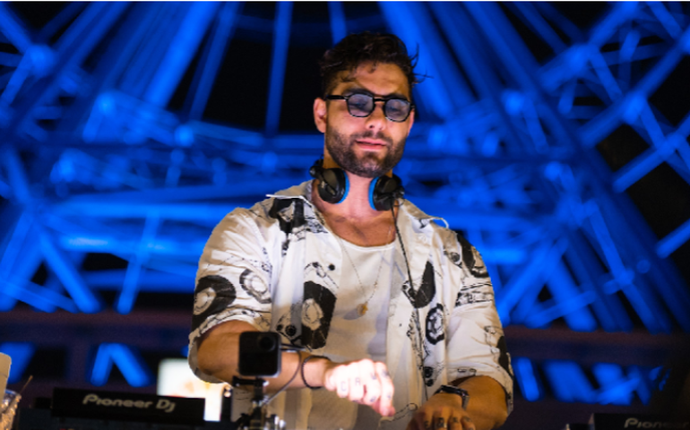 DJ EME consolida carreira na e-music com novas parcerias estratégicas