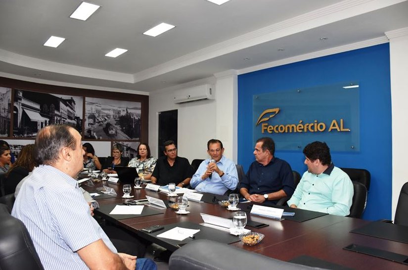 Prefeitura e Fecomercio acerta parceria para fortalecer turismo em Arapiraca