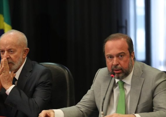 Governo vai cobrar luz mais cara da classe média para bancar baixa renda