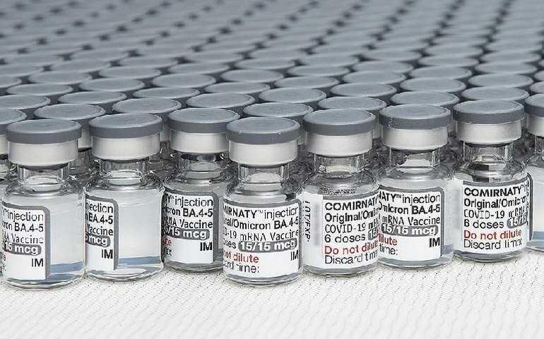 Estudos indicam que vacina bivalente é mais eficaz contra covid-19