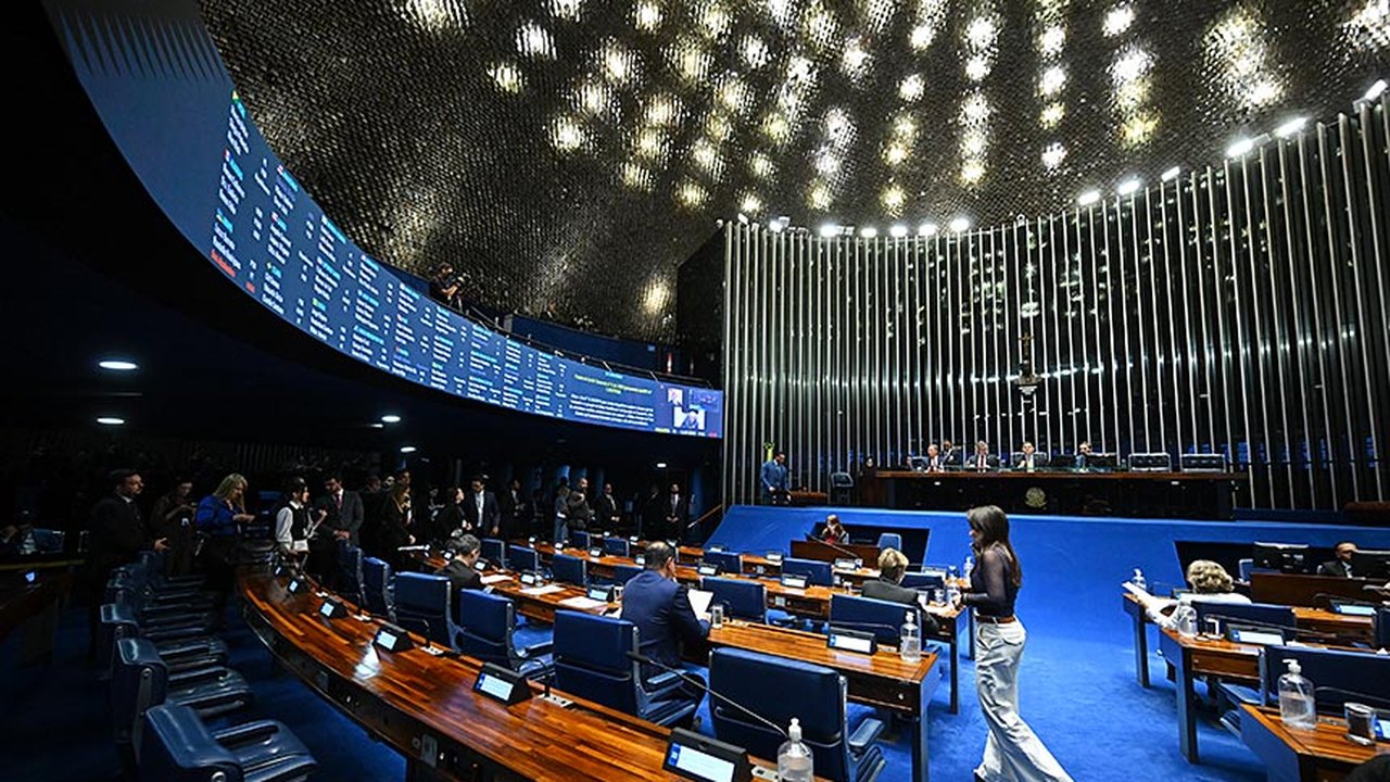 Aprovado no Senado, limite à retenção de fundos de participação vai à Câmara
