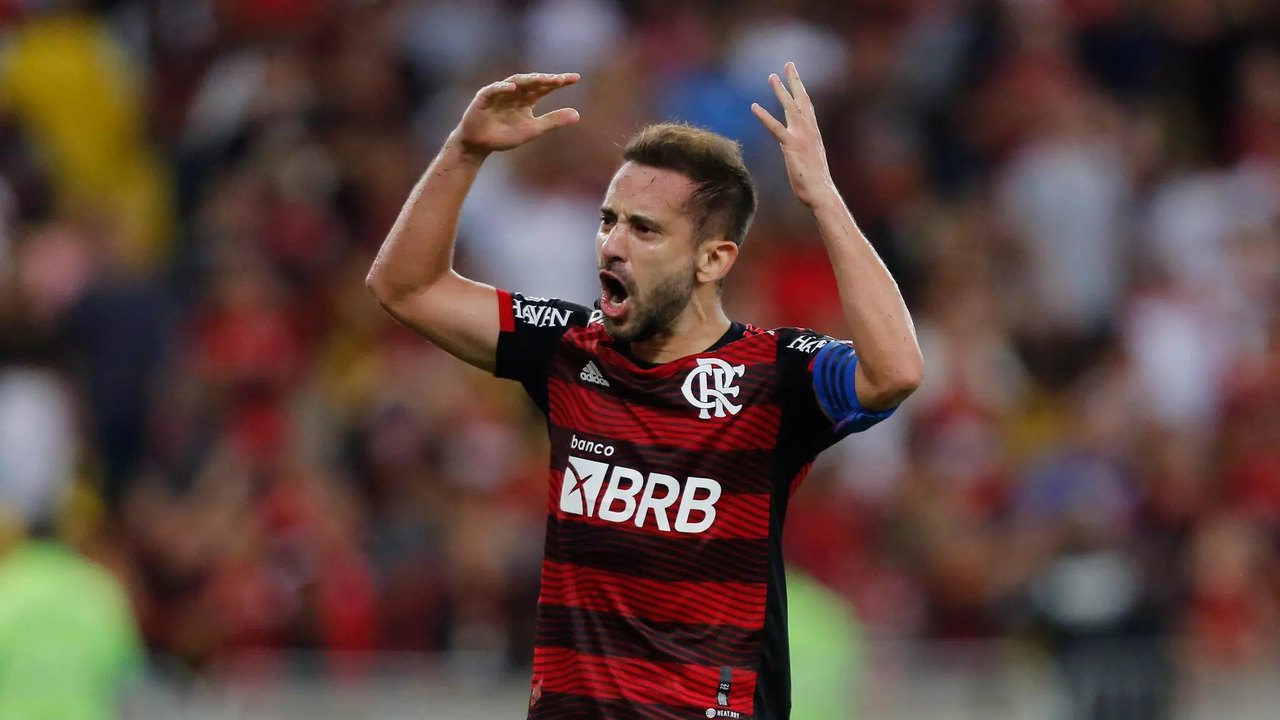 Everton Ribeiro se despede do Fla e exalta passagem: 'Anos mais lindos da minha vida'