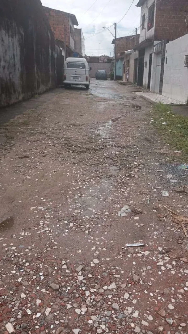 Vereador Aldo Loureiro solicita saneamento básico e pavimentação em travessa no bairro Cidade Universitária