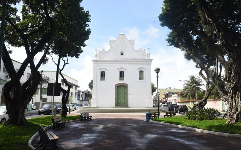 Potencial econômico do turismo religioso é tema de audiência nesta quarta