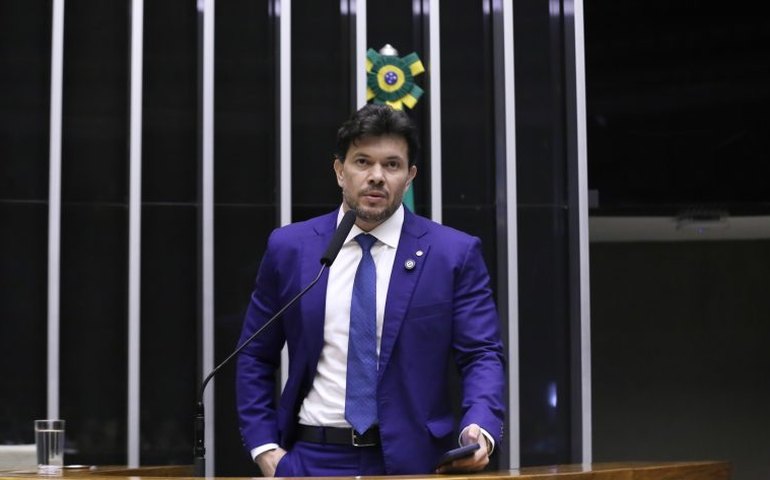 Comissão aprova projeto que amplia inclusão social por meio de contratações públicas