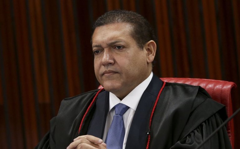 Nunes Marques suspende quebra de sigilos de Silvinei Vasques pedida pela CPMI do 8 de Janeiro