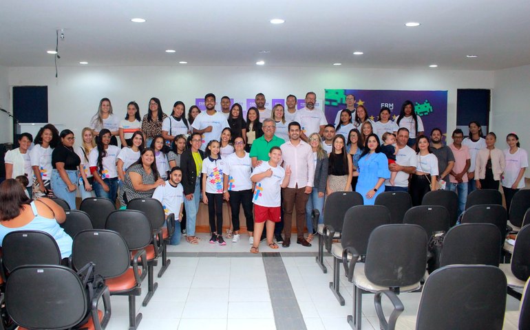 Programa do Estado capacita profissionais para impulsionar desenvolvimento econômico