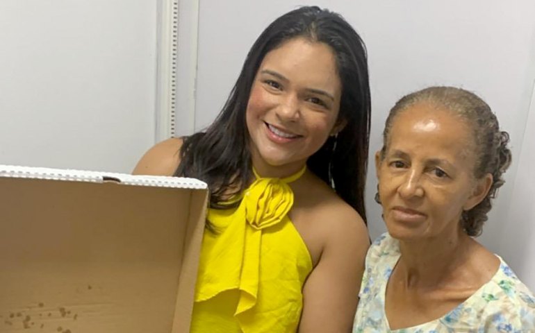 Vítima de golpe busca ajuda do Procon Alagoas e retribui atendimento com gesto de gratidão