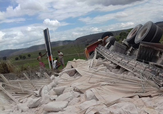Acidente deixa um morto e dois feridos em São José da Laje