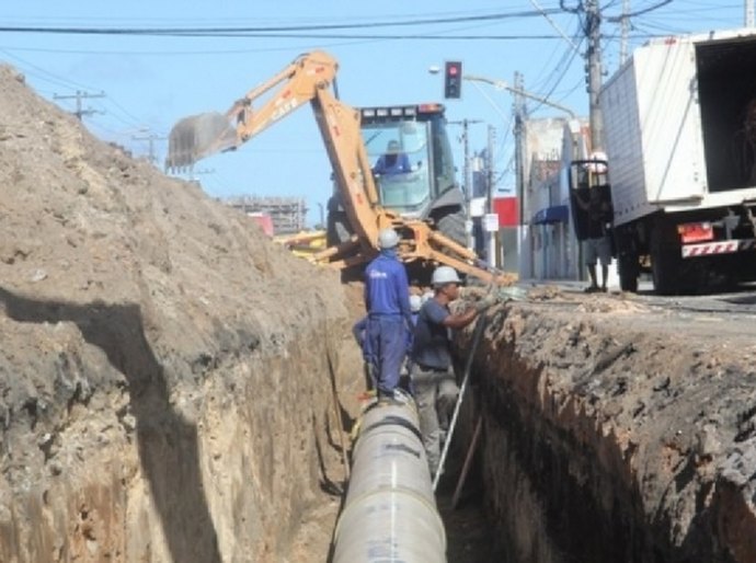Casal apresenta soluções para os problemas de saneamento e abastecimento