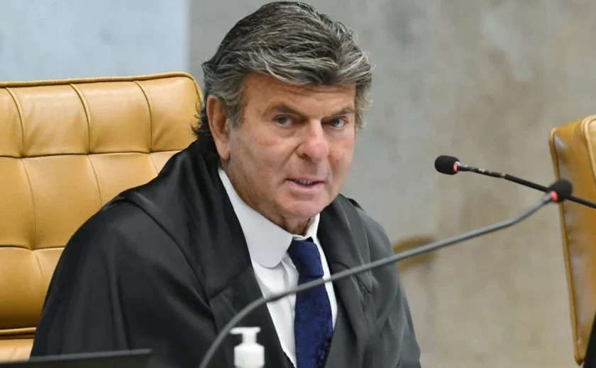 Fux suspende ação de improbidade e mantém vice-reitora da USP no cargo