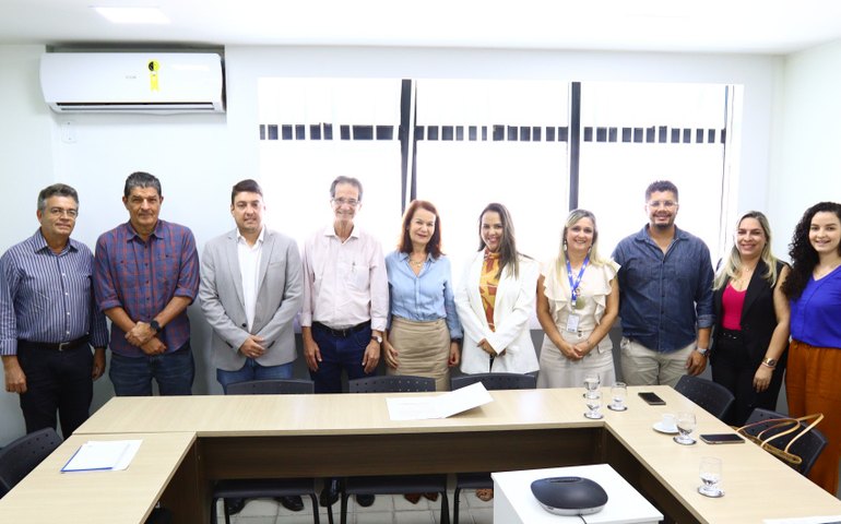 Educação firma convênio com Sebrae Alagoas para ofertar cursos de empreendedorismo