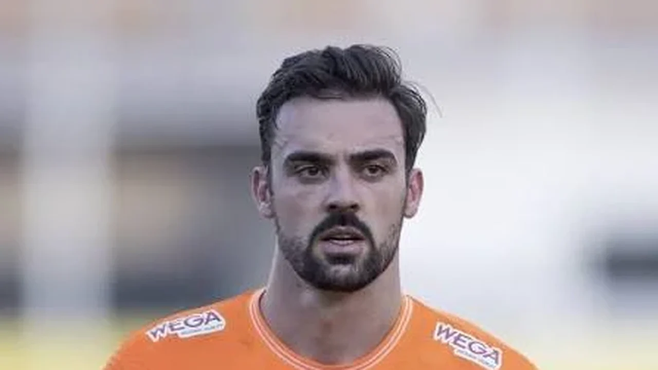 Palmeiras anuncia a contratação do goleiro Bruno Bertinato, ex-Portuguesa
