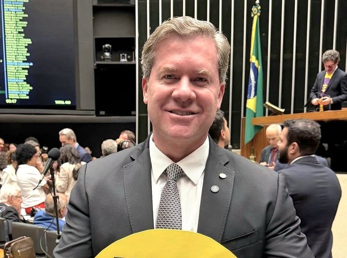 Marx Beltrão foi um dos líderes da Federação União Progressista na defesa do fim da escala 6x1