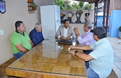 Prefeitura de Palmeira e Conab discutem fortalecimento da produção agrícola do município