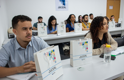 Junta Comercial de Alagoas promove capacitação sobre sociedades anônimas