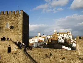 Portugal prevê recorde de turistas brasileiros em 2026