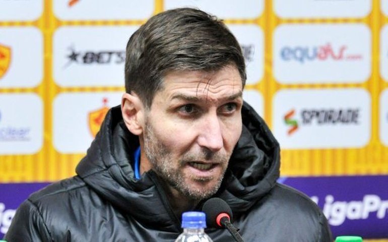 Auxiliar técnico do São Paulo é suspenso por um jogo e leva advertência por expulsão em julho