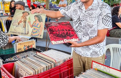 De graça na praça: 5ª Feira de Discos de Arapiraca amplia oferta de expositores e bandas