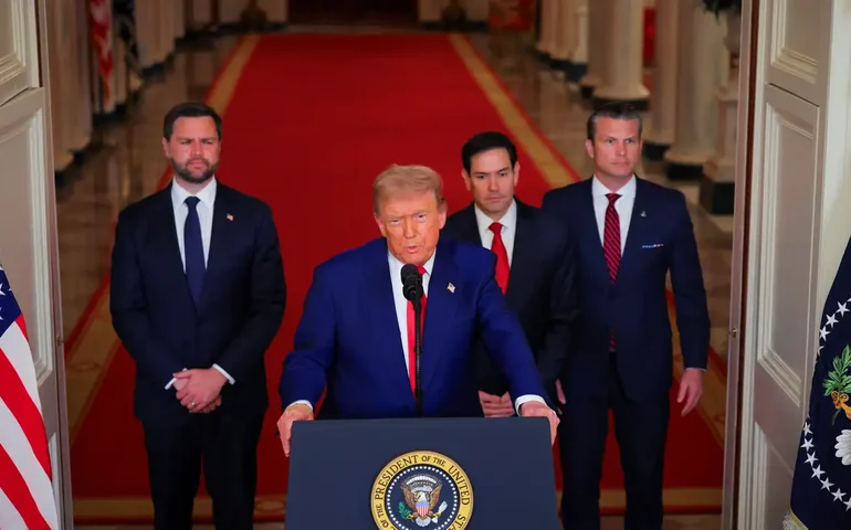 Ataque dos EUA ao Irã não visa mudança de regime, diz secretário