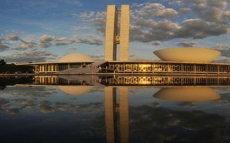 Governo recupera obras de saneamento na região metropolitana de Maceió