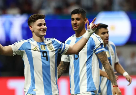 Argentina cede empate à Venezuela nas Eliminatórias; Bolívia derruba último invicto