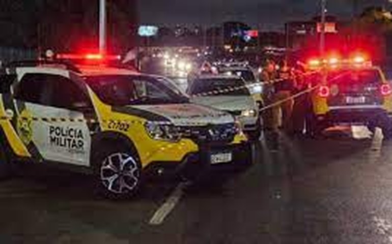 Sinner sofre, mas avança para as oitavas do Masters 1000 de Miami; Murray torce o pé e perde