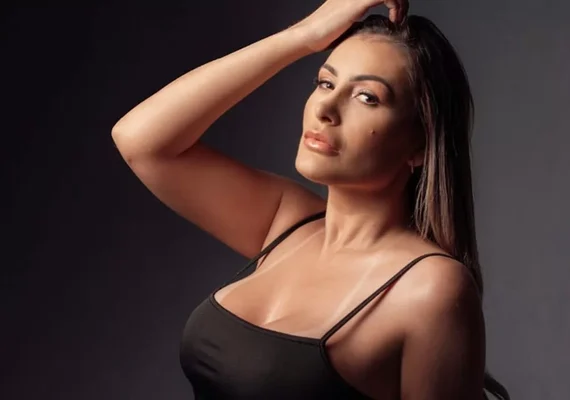 Andressa Urach recebe alta após cirurgia de emergência: 'Grata ao meu ex-marido'