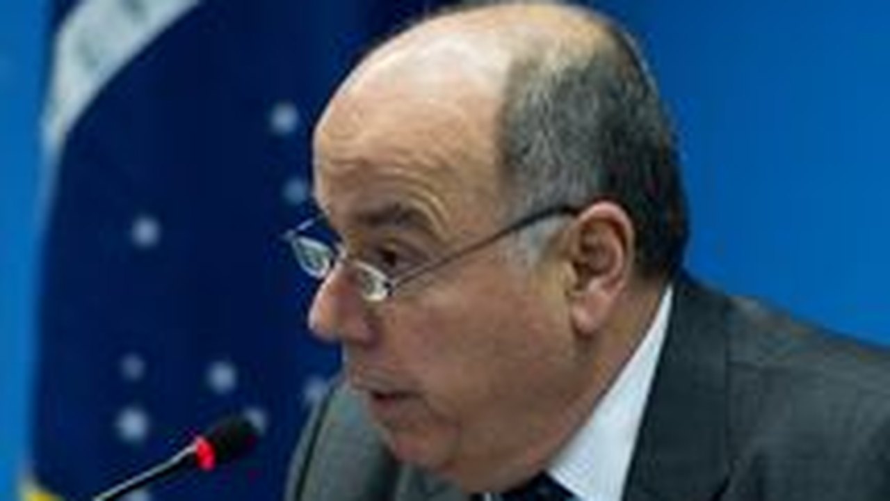 Chanceler brasileiro visita Argentina; acordo automotivo volta a ser discutido